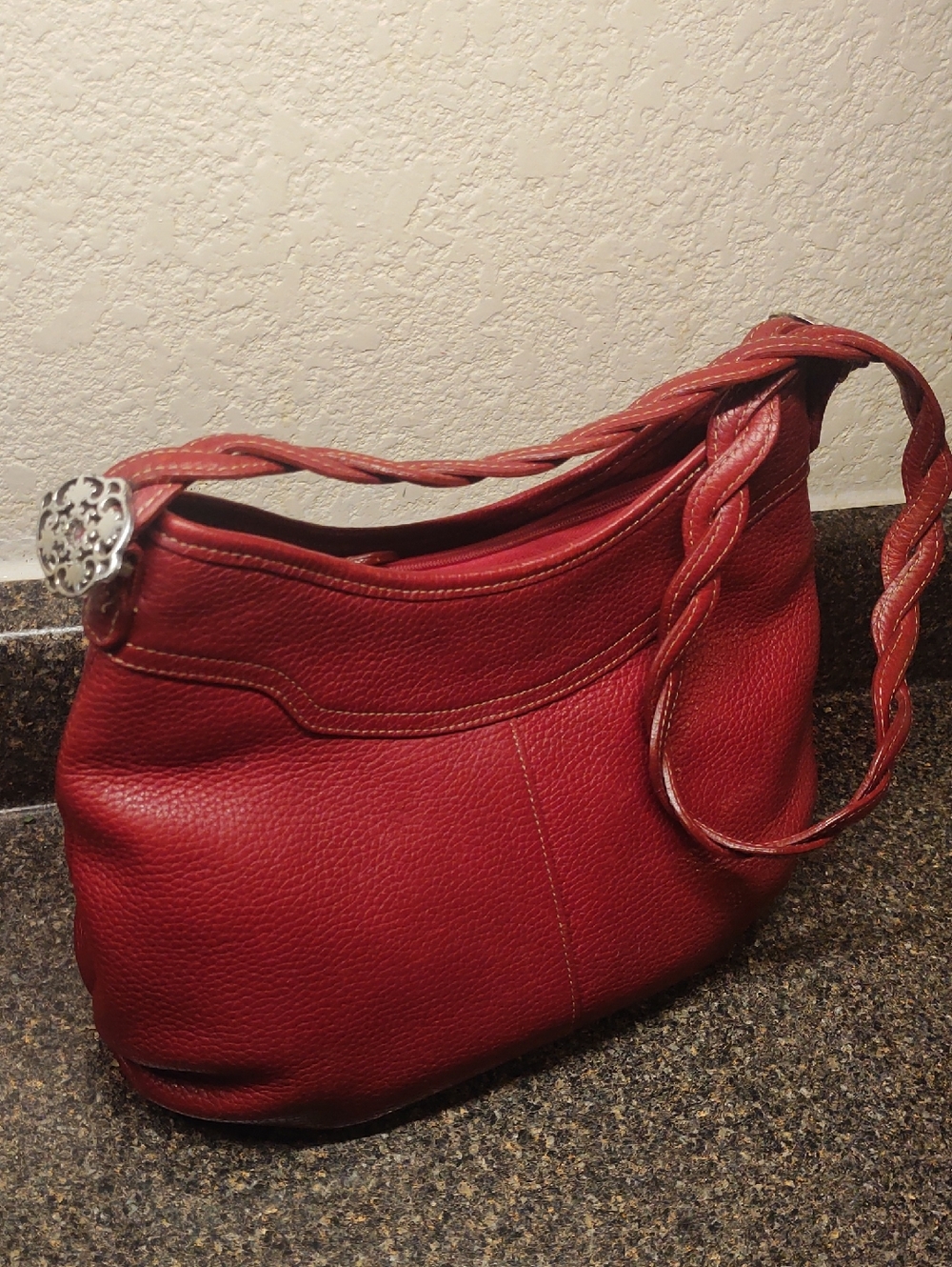 FINAL SALE! ❤️ Brighton Burgundy Dumpling Shoulder Bag Or Crossbody - Picture 16 of 16